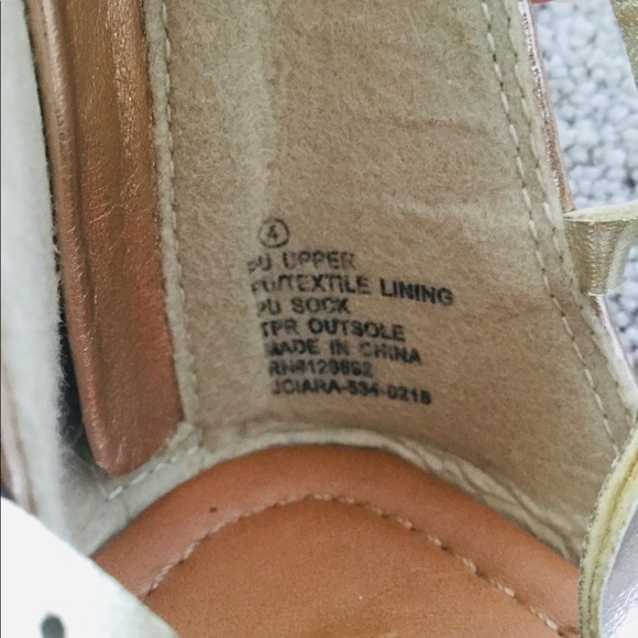 Fancy Steve Madden Sandals - Picture 6 of 6